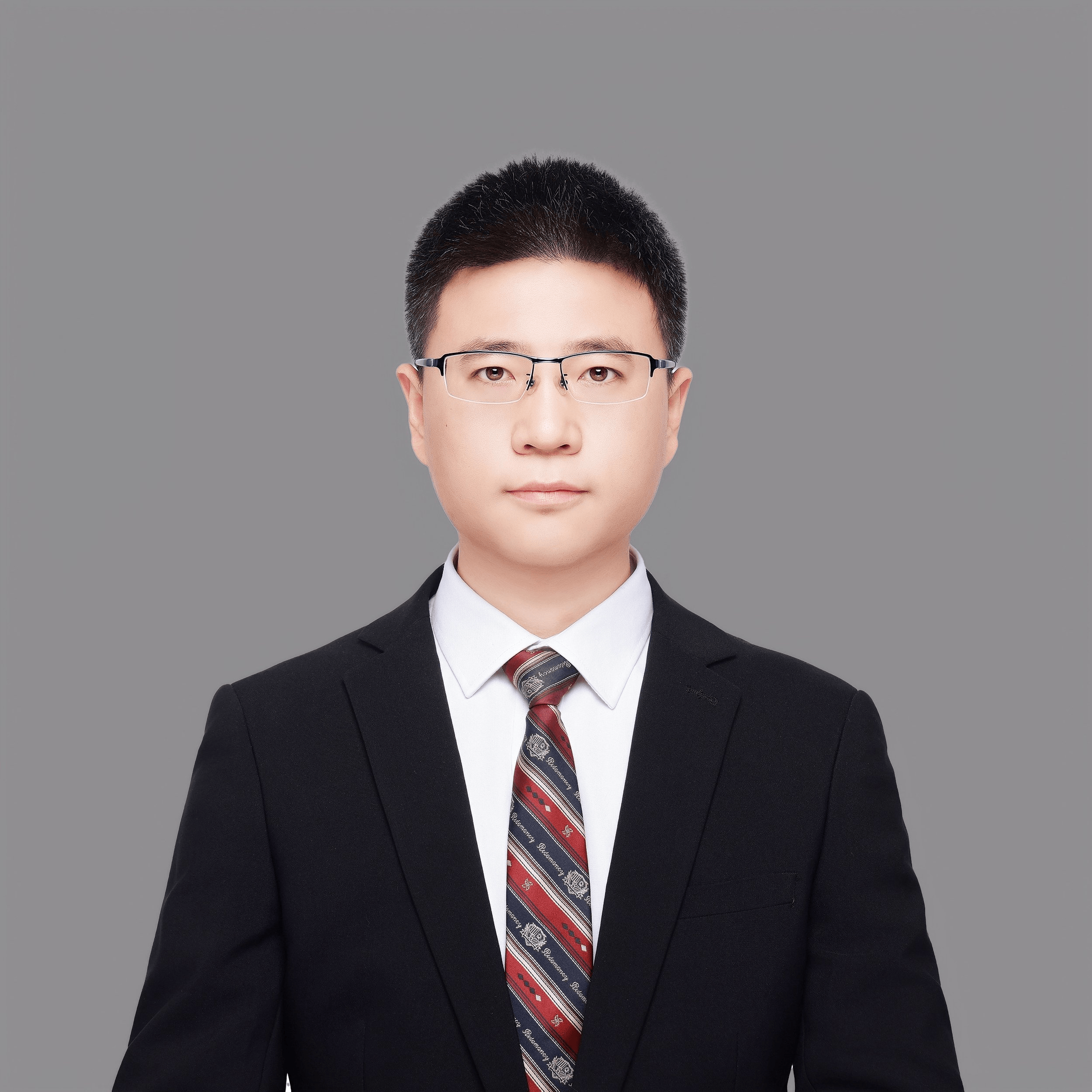 李金龙
