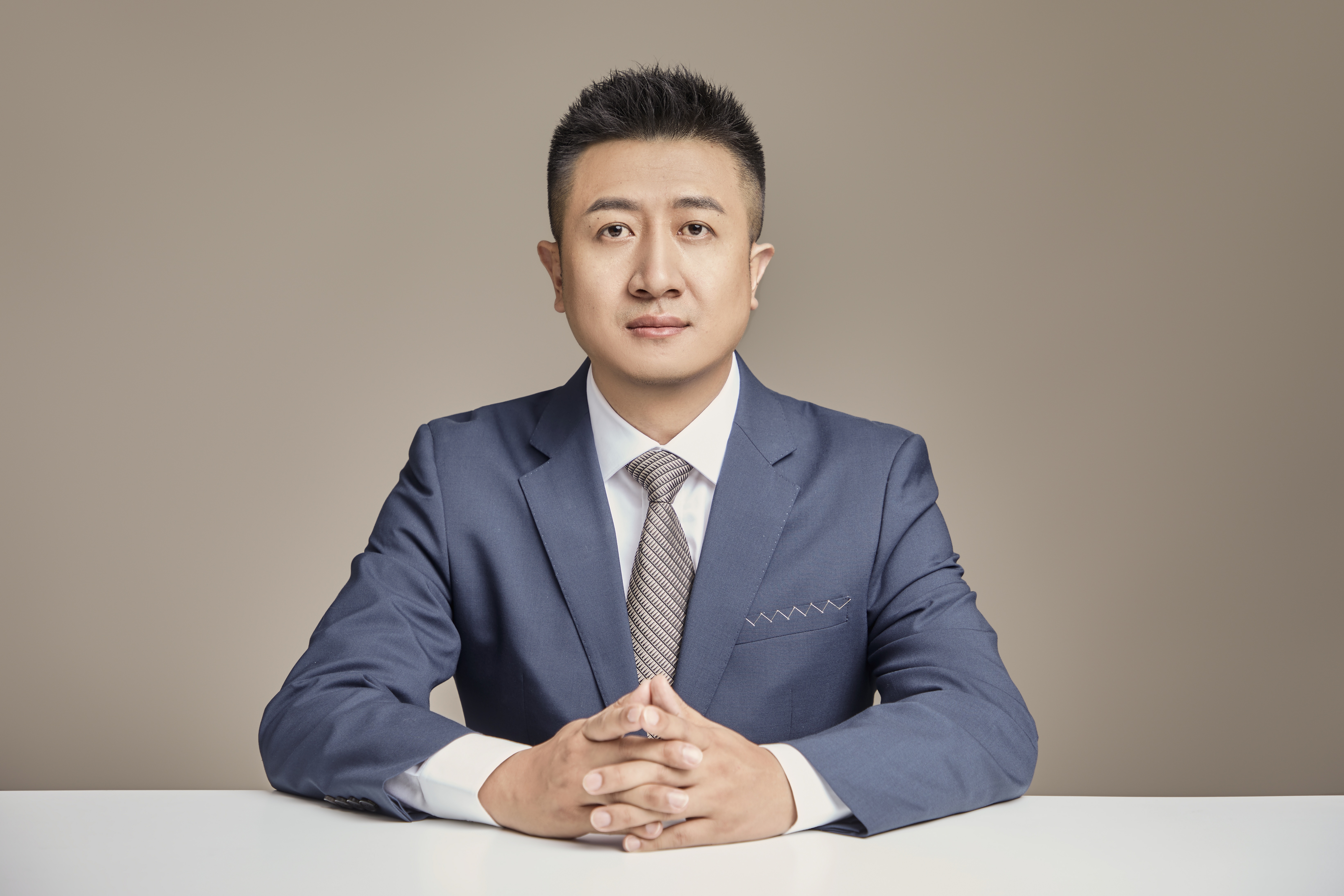 葛鹏起